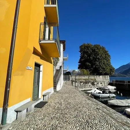 Volledig Huis Met Zicht Op Comomeer Musso